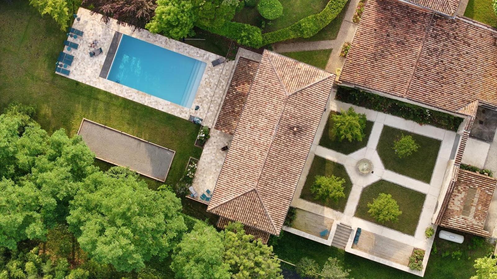 Vérac La Maison L'Eperon, Stylish 5 Star Villa Surrounded By Vineyard Near Saint Emilion מראה חיצוני תמונה